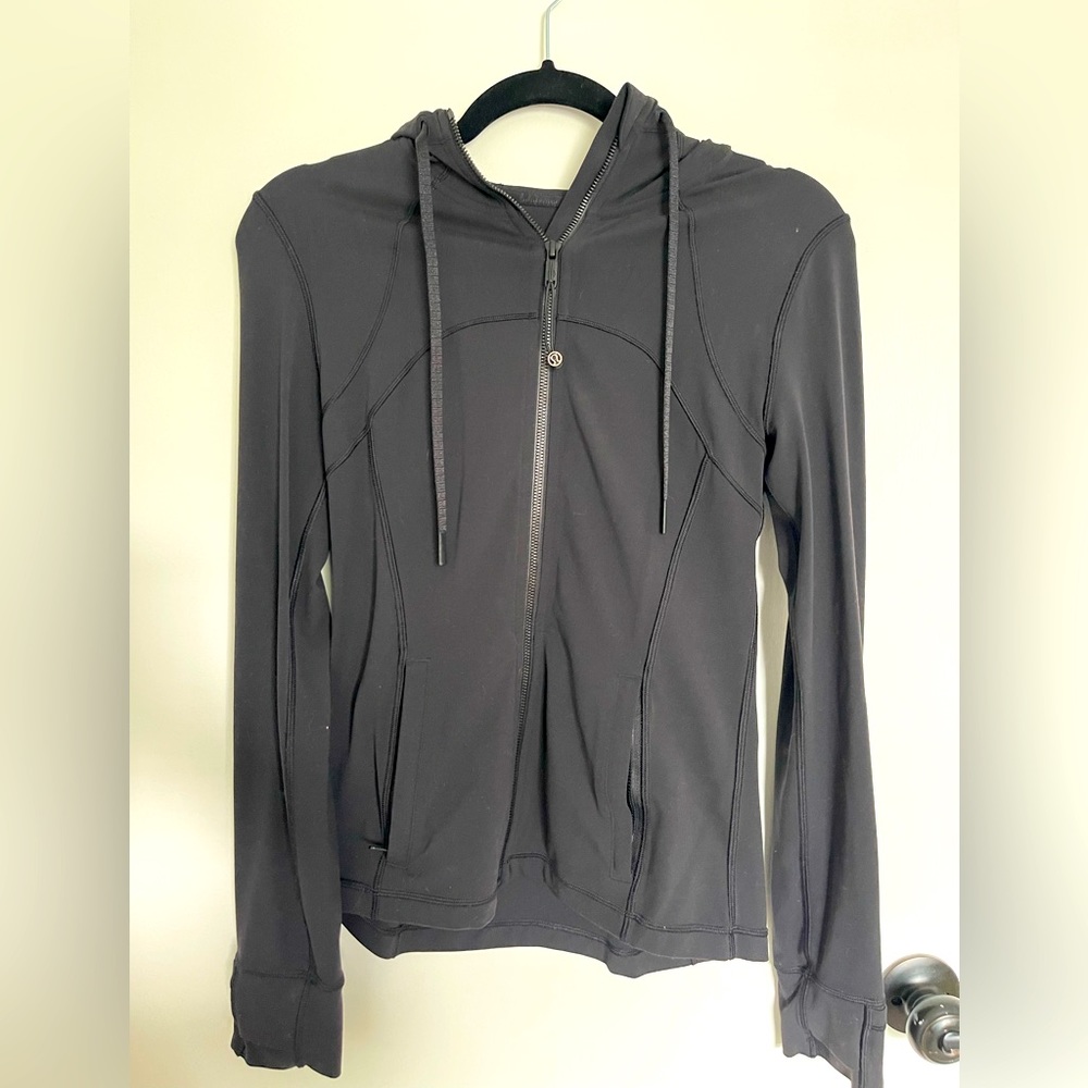 Lululemon hooded Define Jacket Mesh Vent Nulu